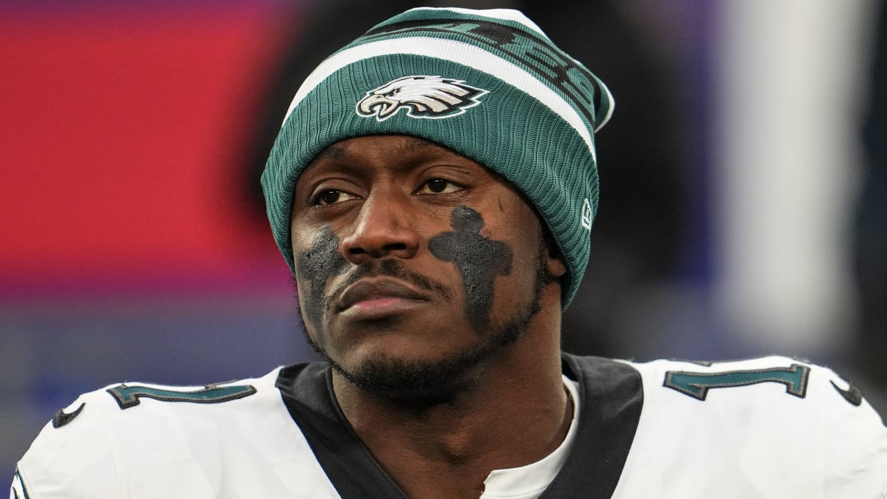 Eagles A J Brown Brushes Off Highest Paid Receiver Title We Don T