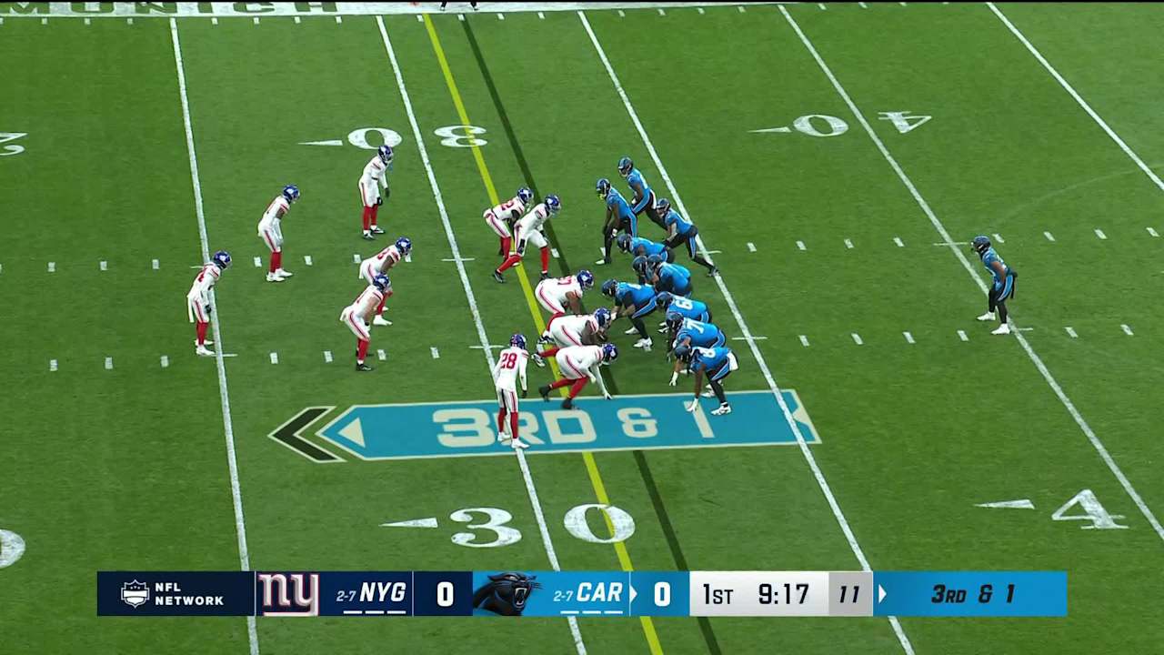 Carolina Panthers Running Back Chuba Hubbard Makes Two Giants Miss On