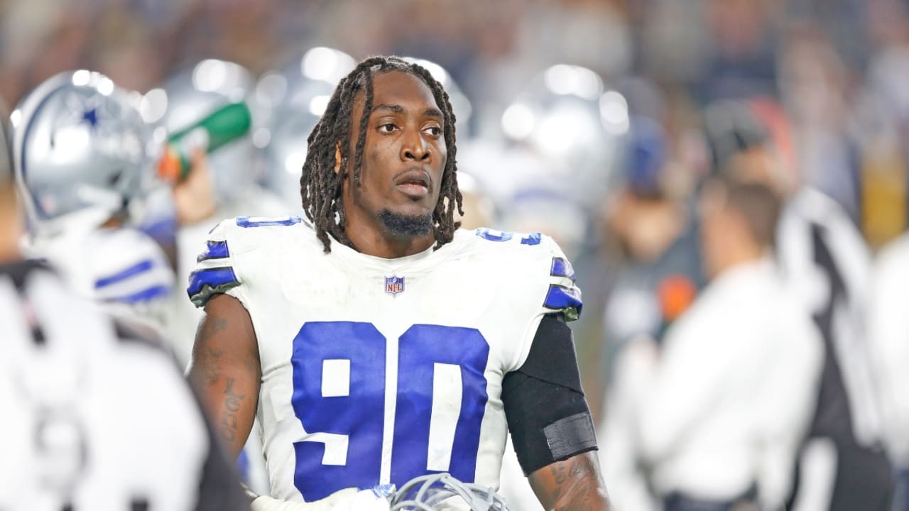 Cowboys, DeMarcus Lawrence not close on contract