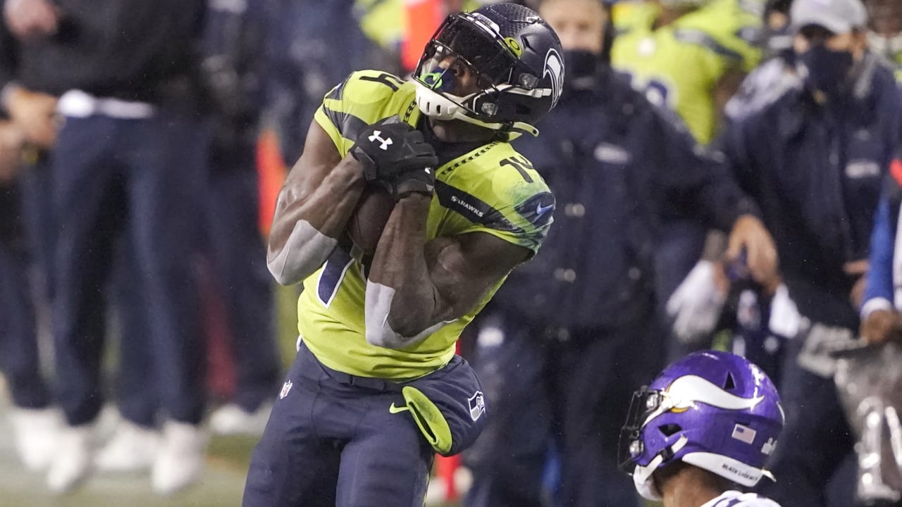 Seattle Seahawks Playoff Berth Would Punctuate Geno Smith's Historic  Resurgent Season - Sports Illustrated Seattle Seahawks News, Analysis and  More