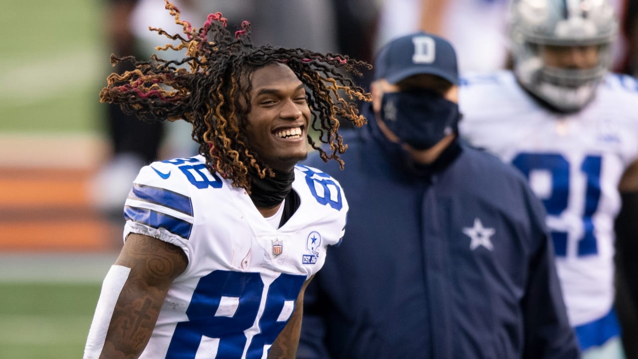 First look at CeeDee Lamb in iconic No. 88 Cowboys jersey (Video)