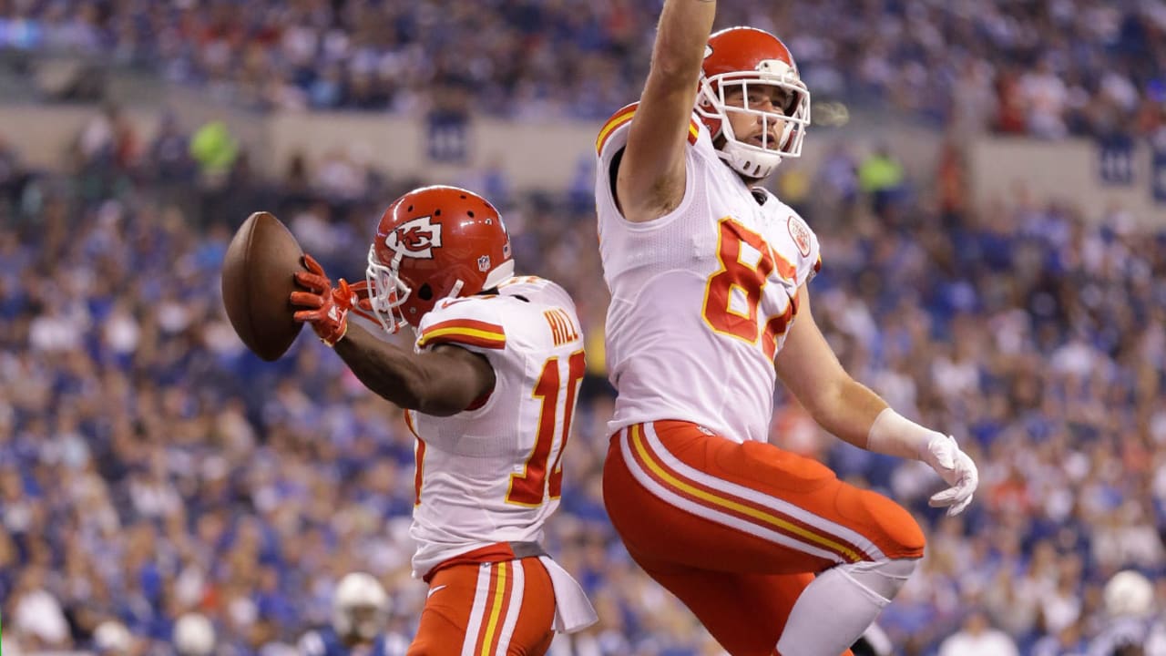 hillKelce-171025-sl