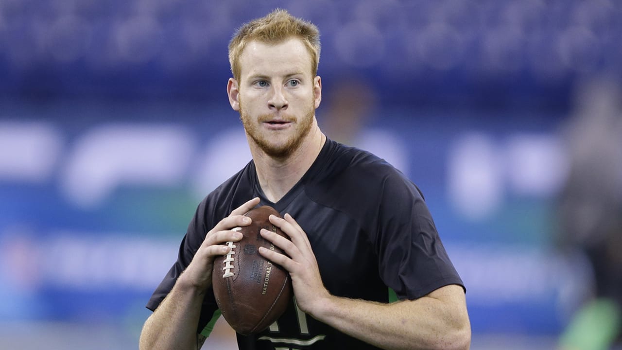 carson-wentz-160302-spot.jpg