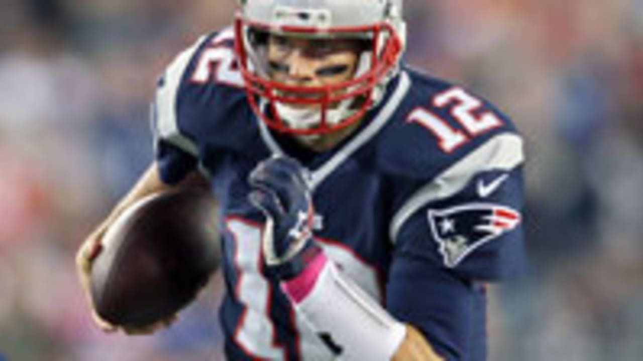 NFL-Tom-Brady-SL-141010