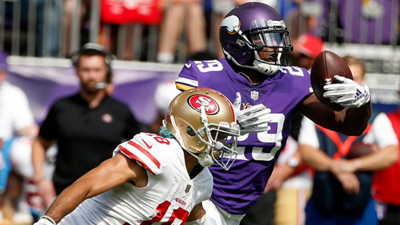 Xavier Rhodes makes one-handed grab to pick off Jimmy G