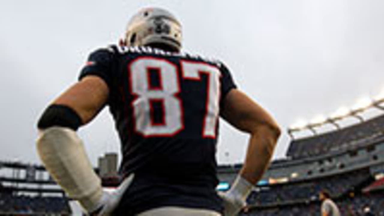 Rob Gronkowski-130114-SPot.jpg