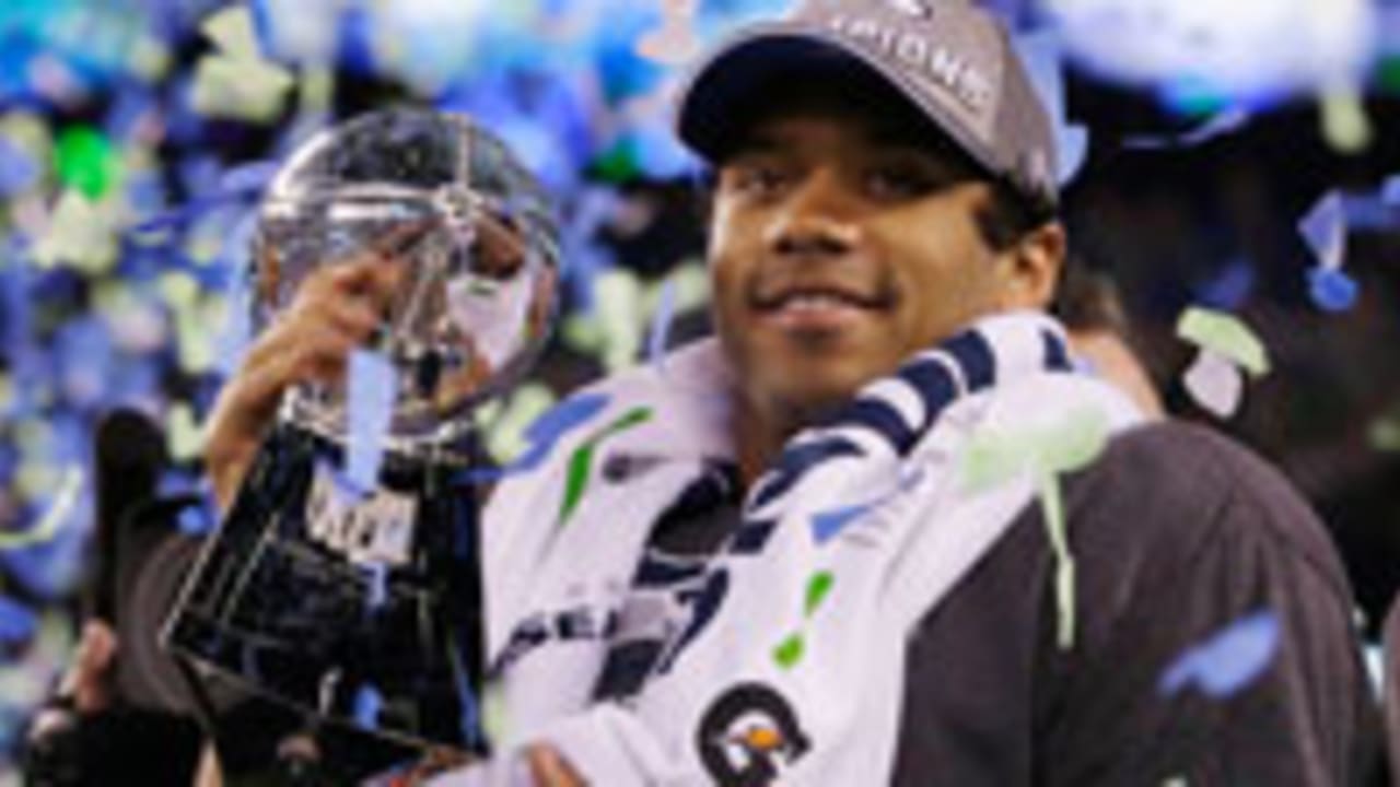 Super Bowl MVP Malcolm Smith to raise the 12th Man Flag