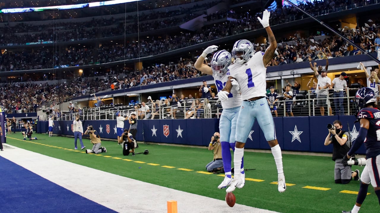 Cowboys WR Cedrick Wilson mocks Eagles fans after touchdown