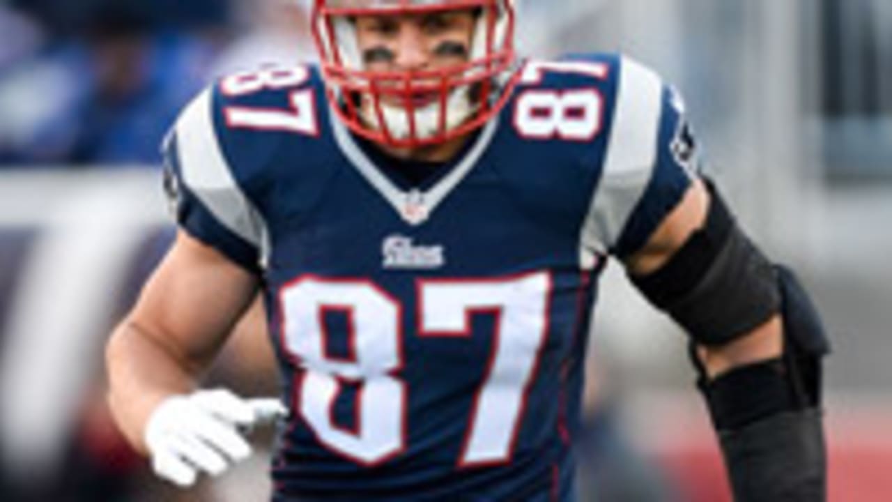 Rob Gronkowski-150116-Spot.jpg