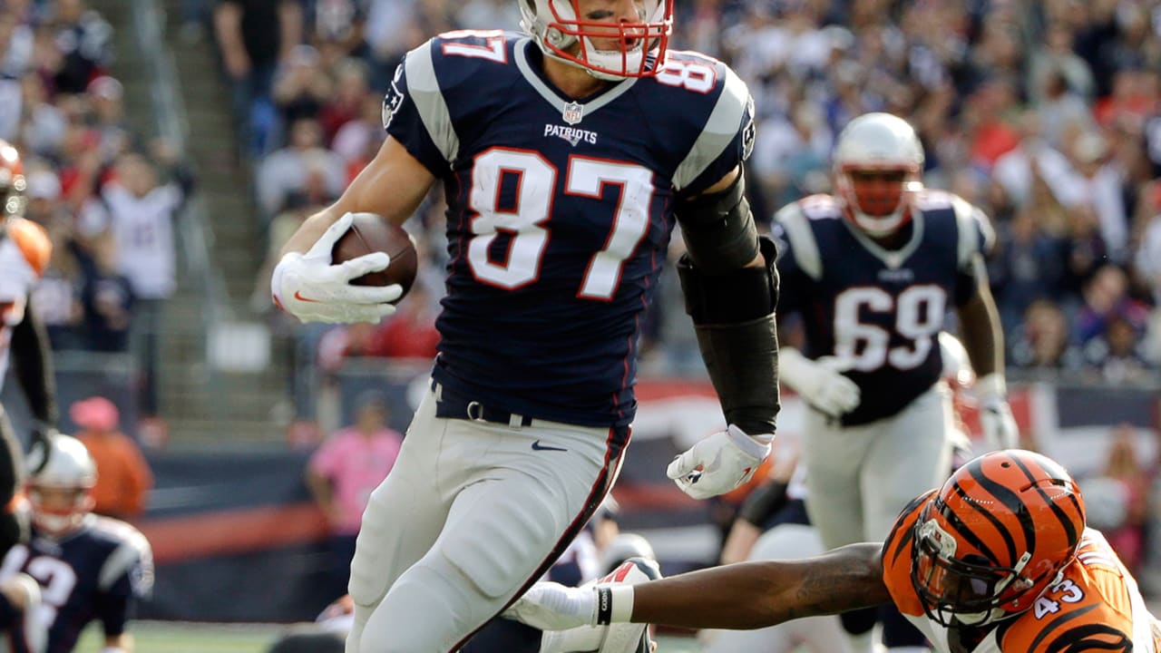 gronk-161016-SL
