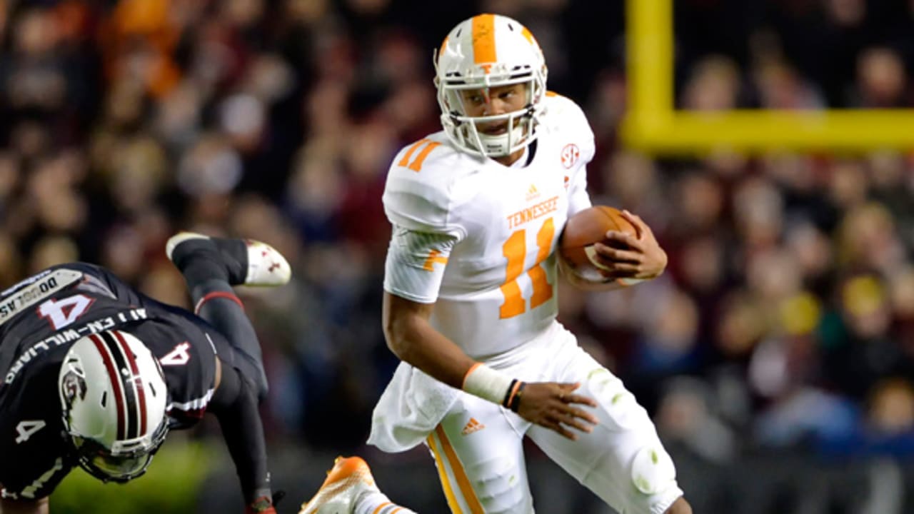 Former Vols QB Josh Dobbs expected to make first NFL start with