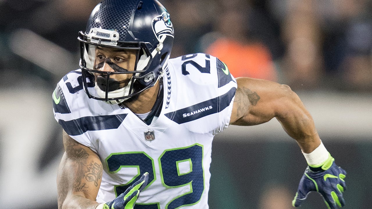 After months of holdout, Earl Thomas is active and expected to play in  Seahawks' opener vs. Broncos