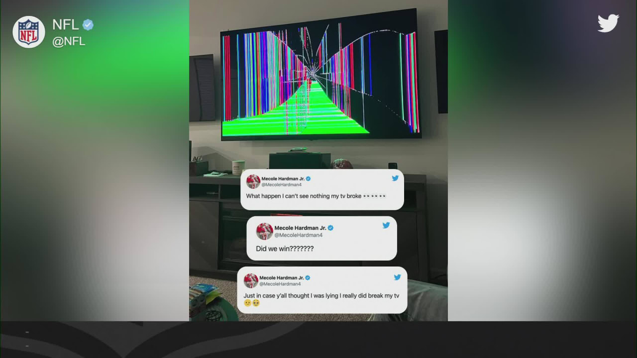NFL Networks Andrew Siciliano wide receiver Mecole Hardman shattered his TV screen while watching Kansas City Chiefs-Los Angeles Chargers on SNF