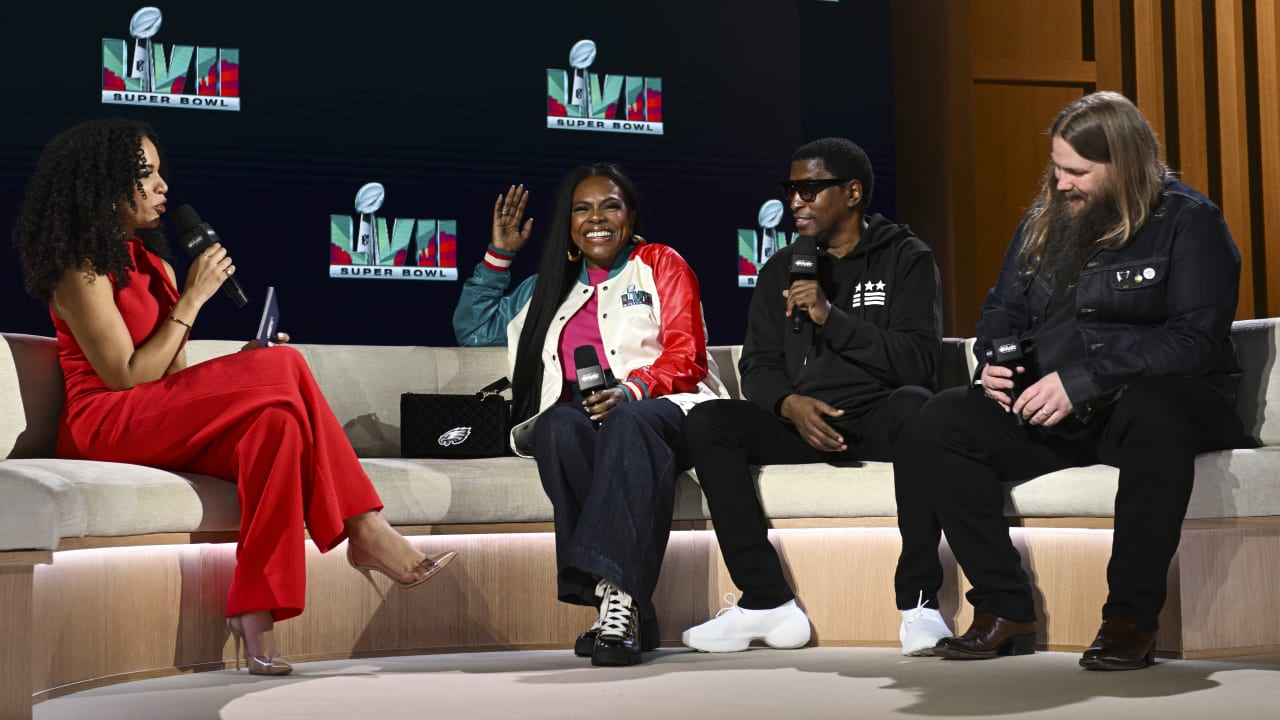 Super Bowl LVII halftime show: Rihanna, Sheryl Lee Ralph, Chris Stapleton,  Babyface - WHYY