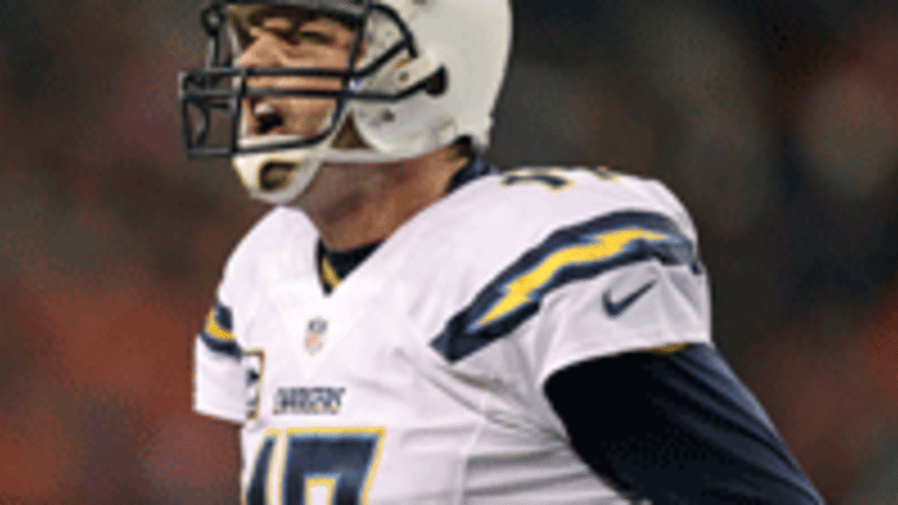 philip-rivers-spot_131213.gif