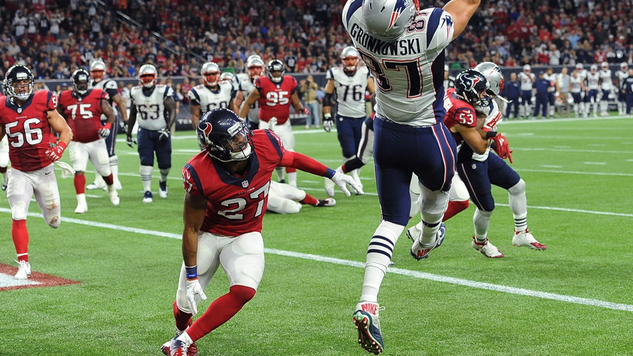 Gronkowski-Rob-151213-SL.jpg