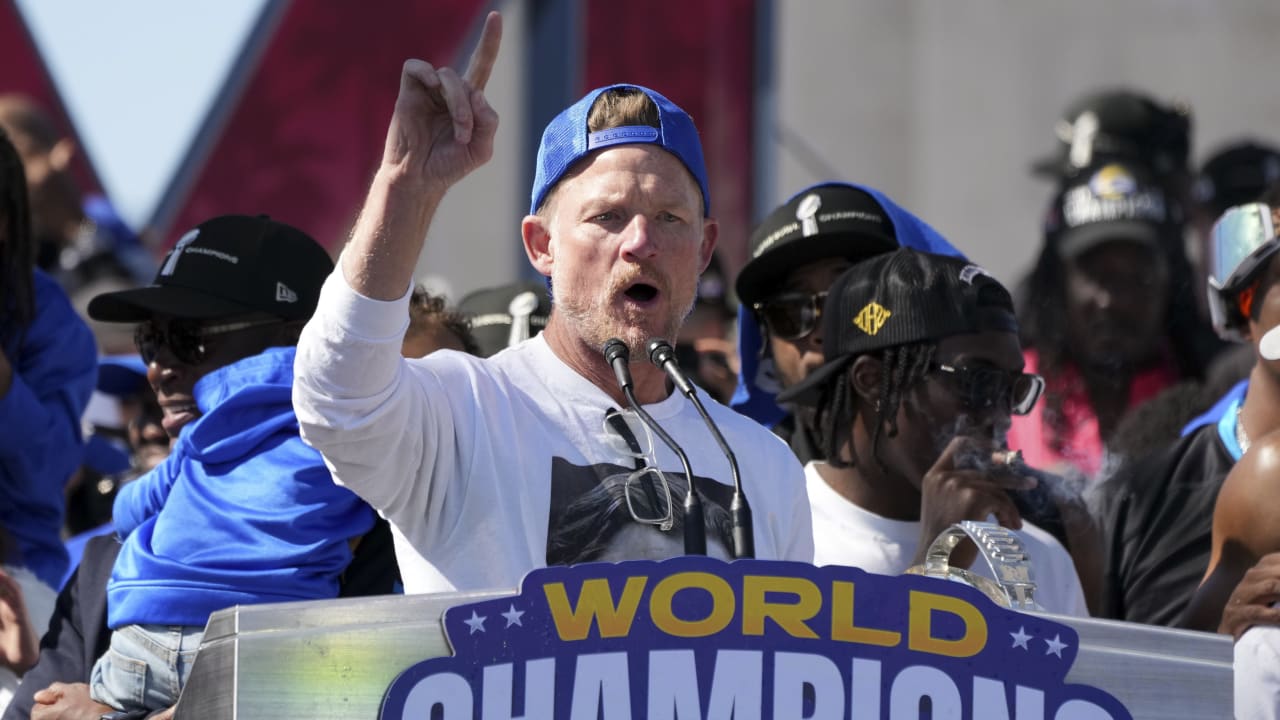 Rams Super Bowl parade 2022: GM Les Snead wears shirt featuring