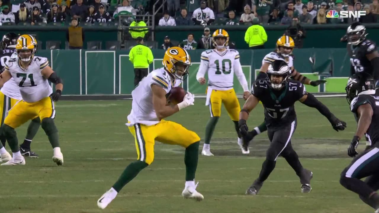 Jordan Love delivers in opener, throws 3 TD passes as Packers beat Bears  38-20 – WKTY