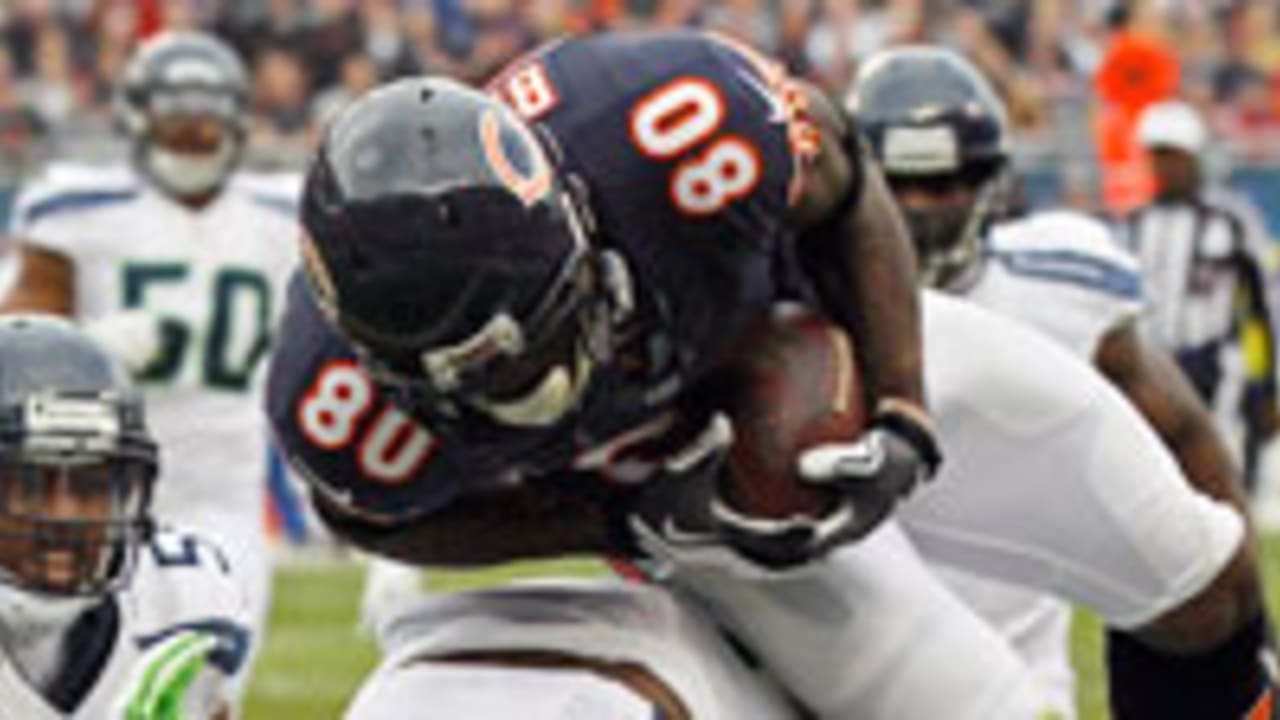 earl-bennett-121205-spot.jpg