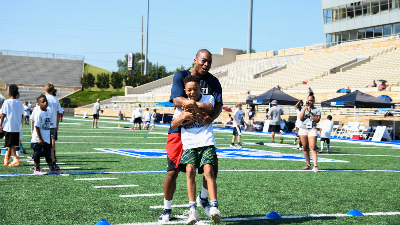 Just Keep Going' Tyler Lockett inspired shirt on sale now! - Field