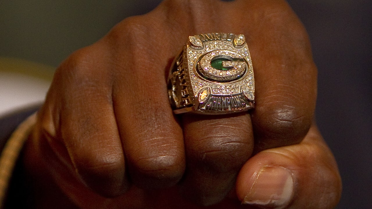 Green Bay Packers get their Super Bowl rings
