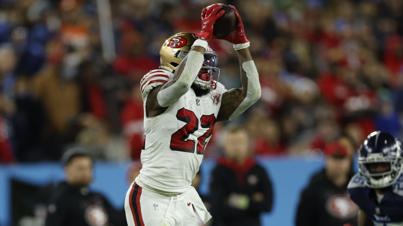 Jeff Wilson Jr. #22 of the San Francisco 49ers carries the ball