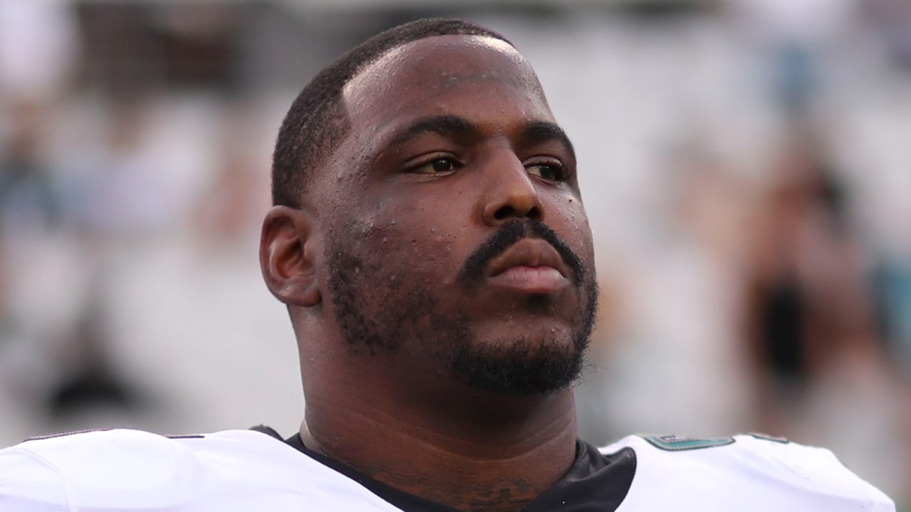 Malik-Jackson-190910-sl.jpg