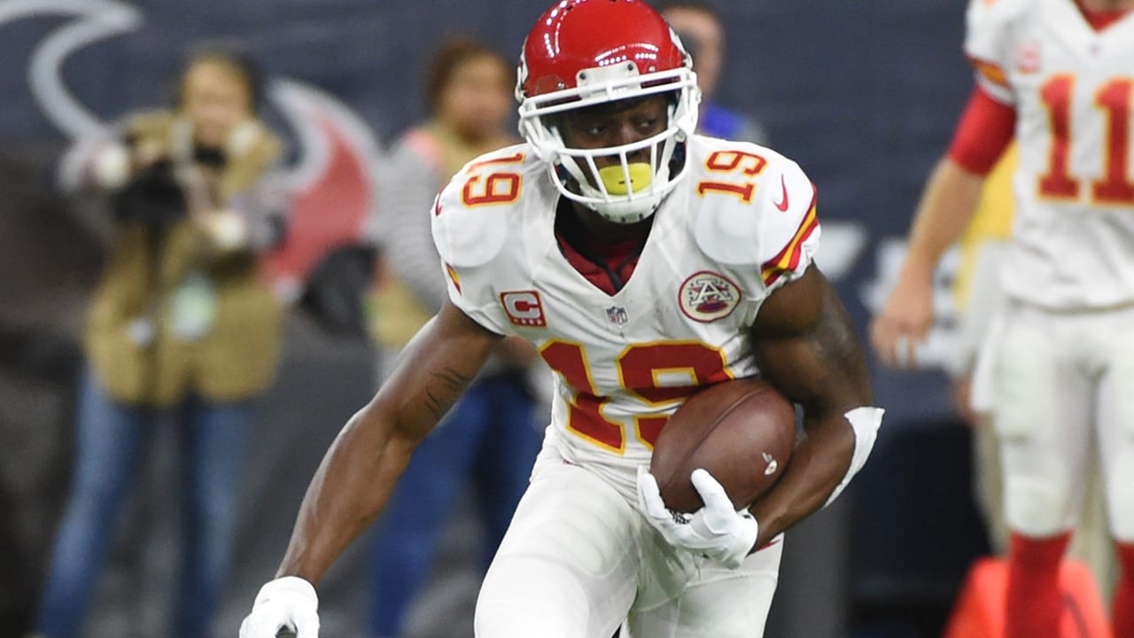 Jeremy Maclin-160110-Spot.jpg