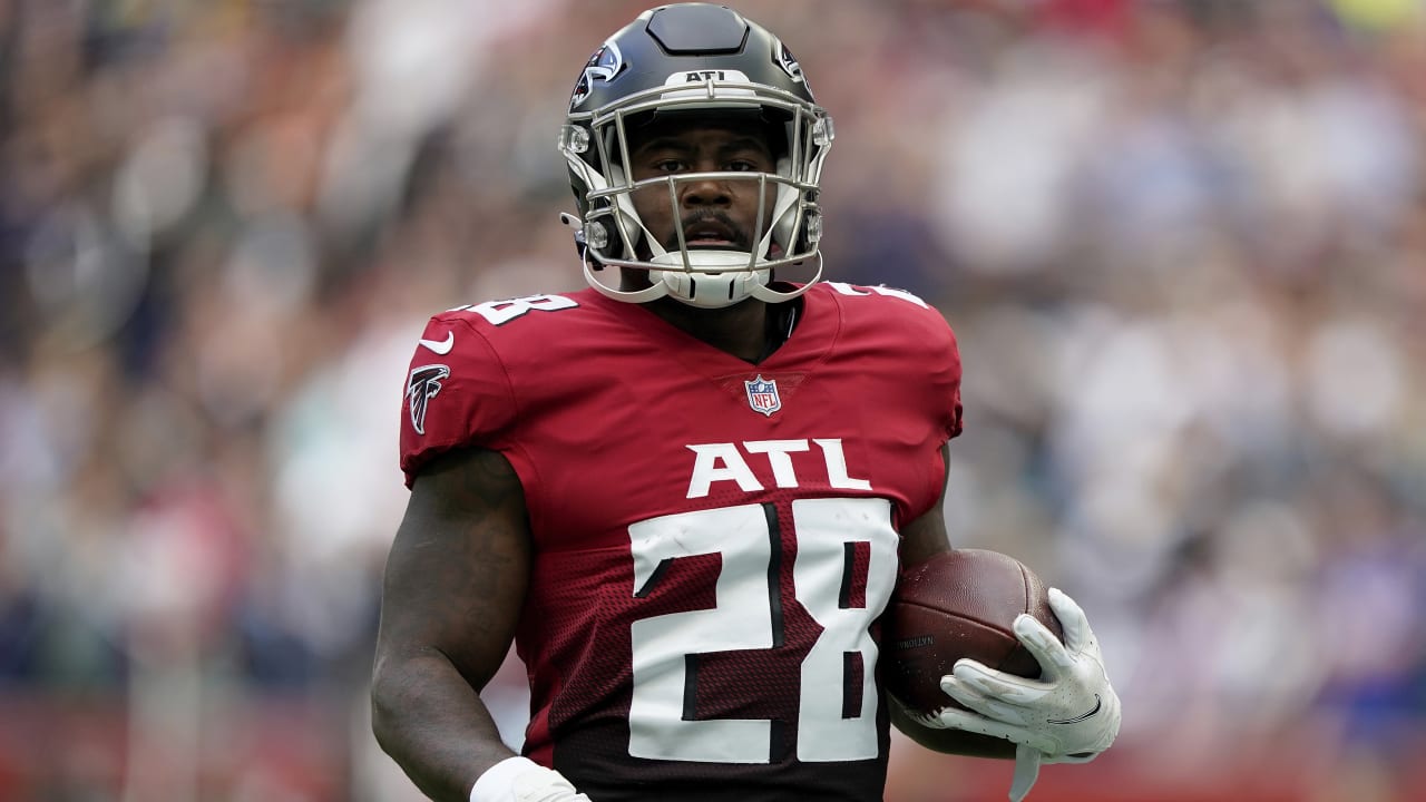 Mike Davis free agency news: ex-Falcons RB to sign with Baltimore