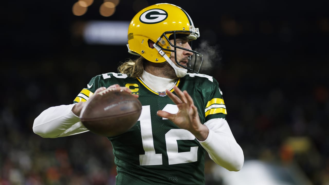 Rodgers wins 3rd NFL MVP; Wilson named Walter Payton Man of the Year