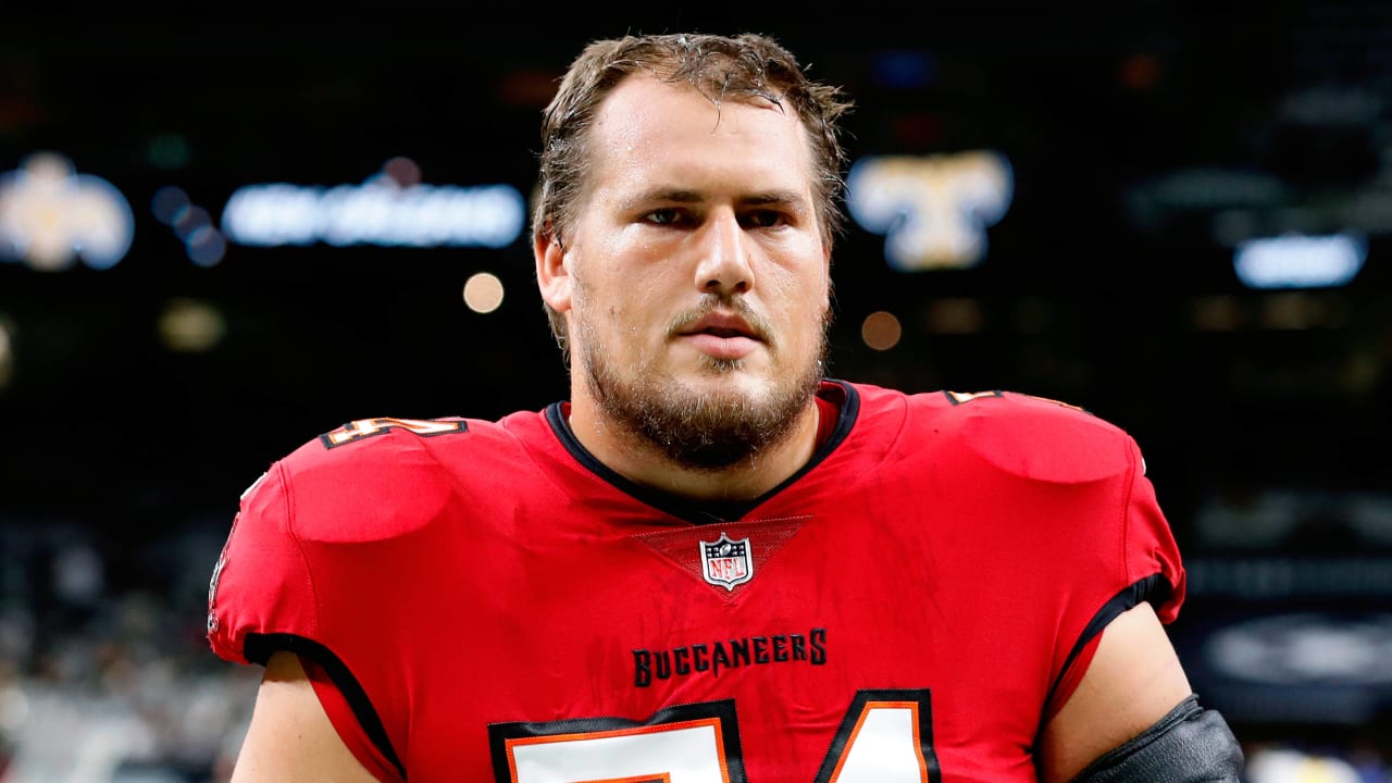 Ex-Buccaneers guard Ali Marpet will stay retired despite Tom