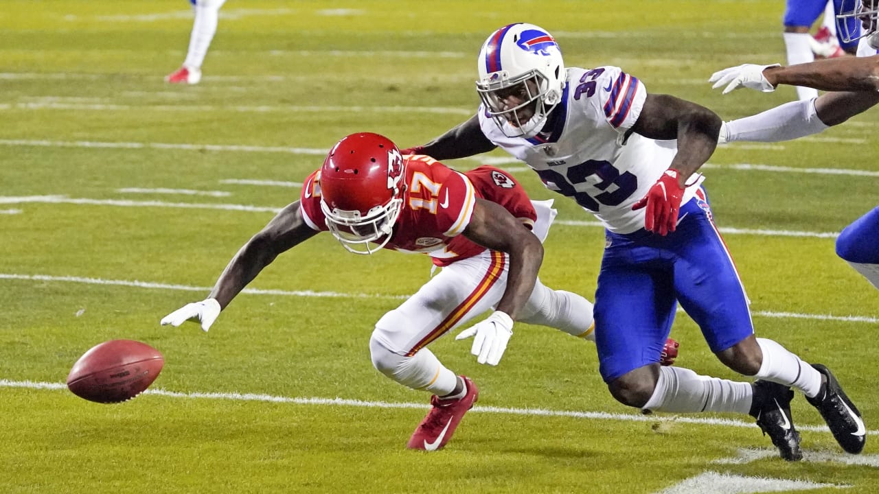 Mecole Hardman of the Kansas City Chiefs runs the ball against the