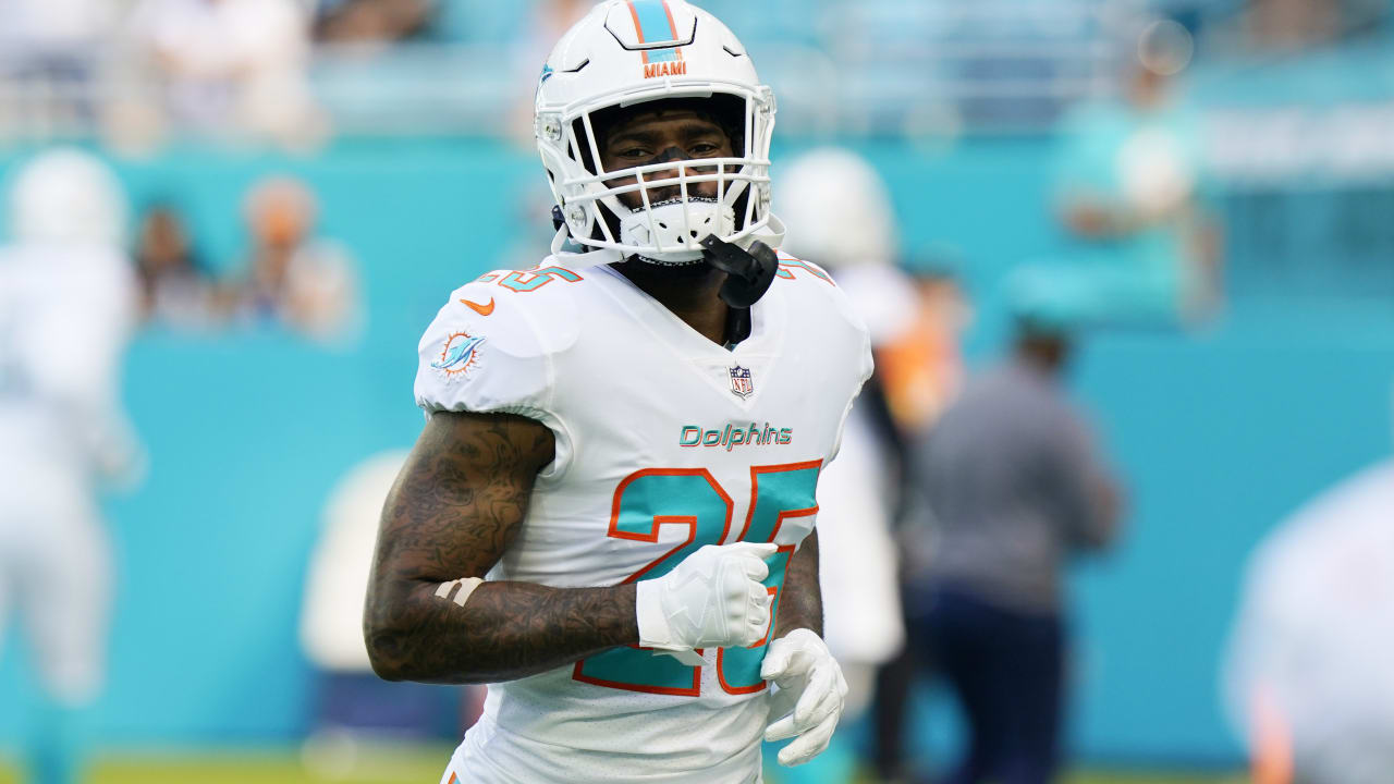 Why Miami Dolphins cornerback Xavien Howard is one of NFL's premier DBs