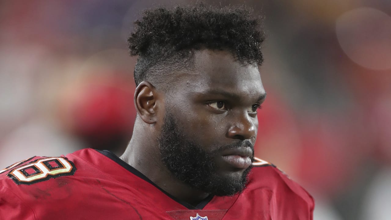 Buccaneers' Shaq Barrett explains jersey number change after injury-plagued  campaign