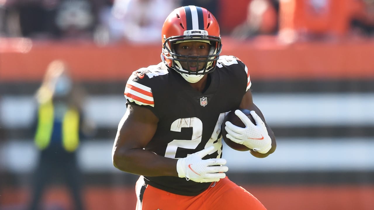 Pittsburgh Steelers DENY Cleveland Browns running back Nick Chubb on ...