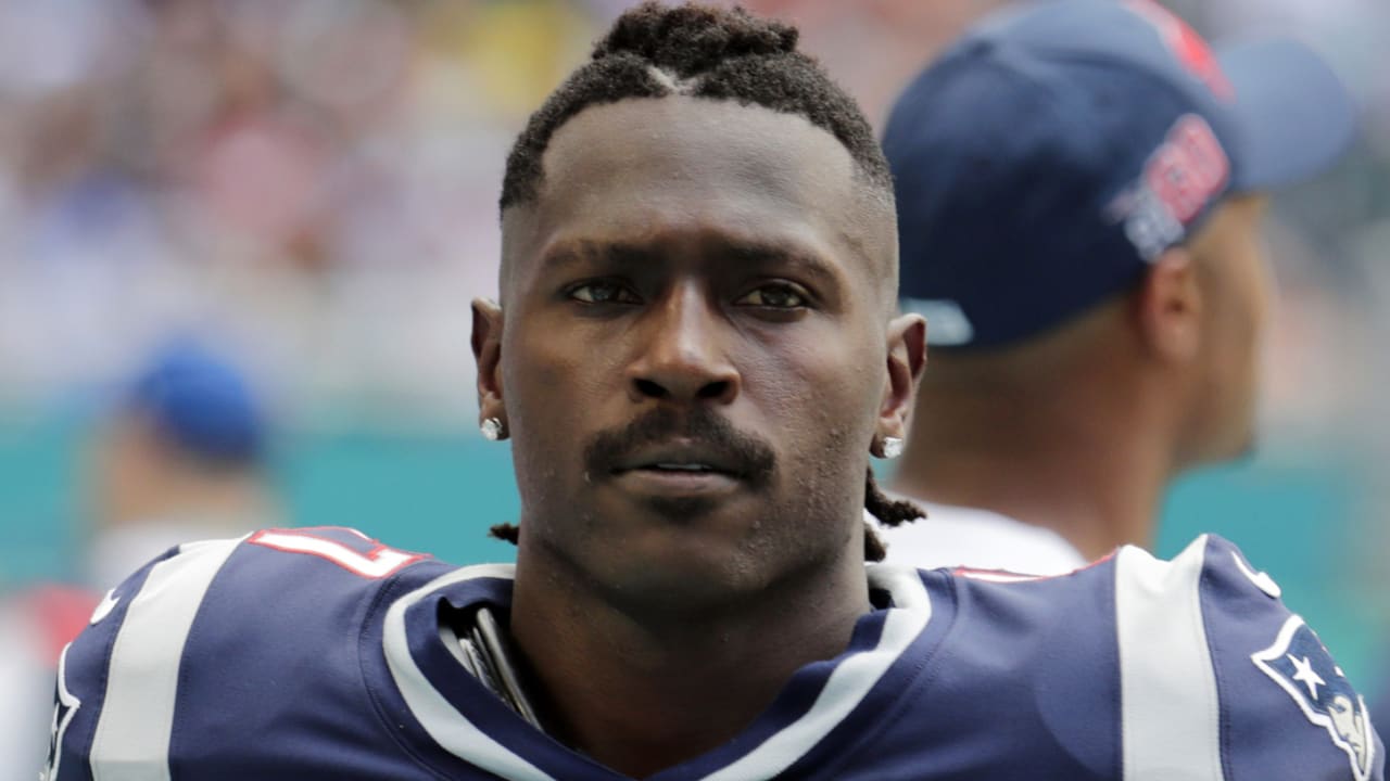 Antonio Brown suspended for violating NFL's COVID-19 policy