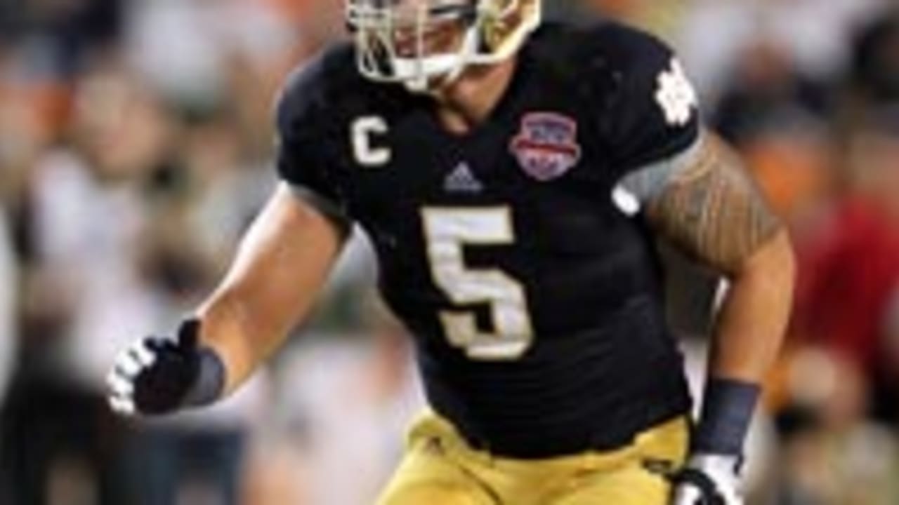 manti-te'o-012413-spot.jpg