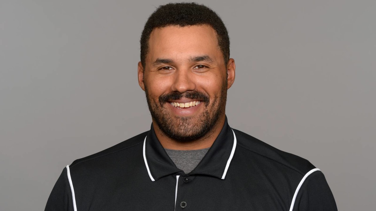 Jaguars assistant strength coach Kevin Maxen comes out as gay, a first for  major U.S. men's pro sports