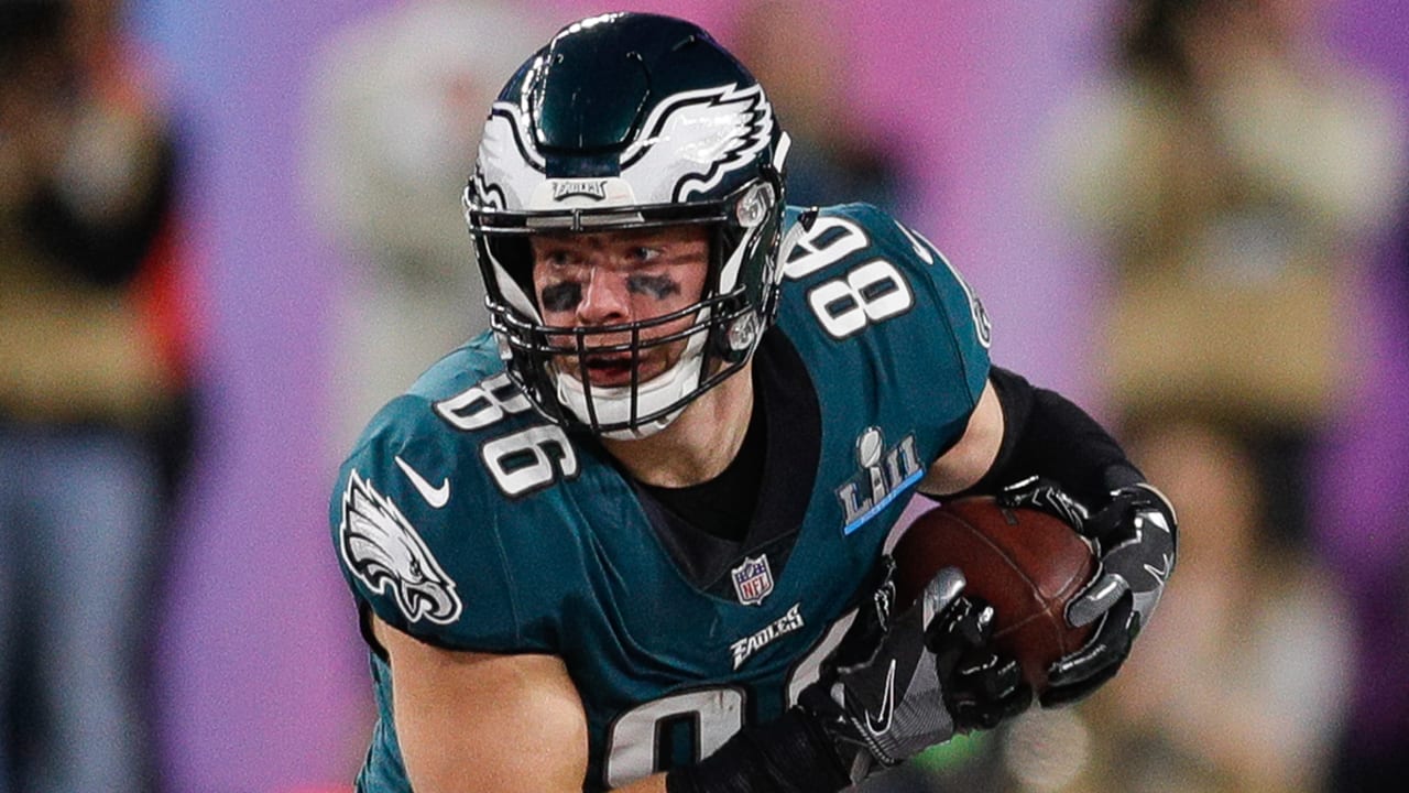 Zach-Ertz-180302-SL.jpg