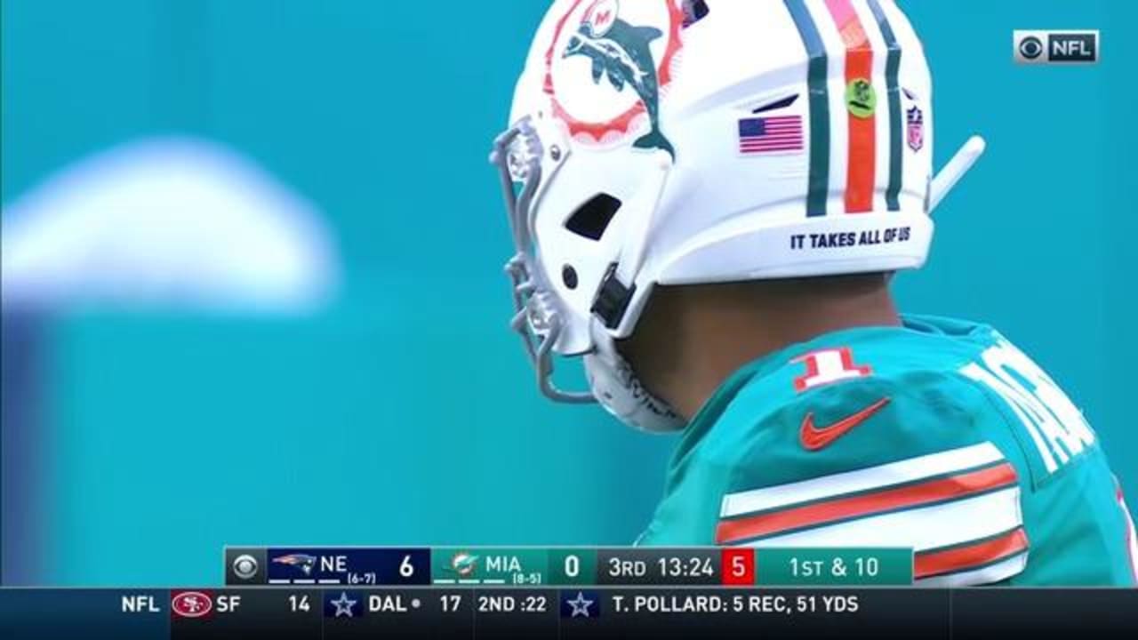 Miami Dolphins wide receiver Lynn Bowden Jr. (3) stands on the sidelines  during an NFL football