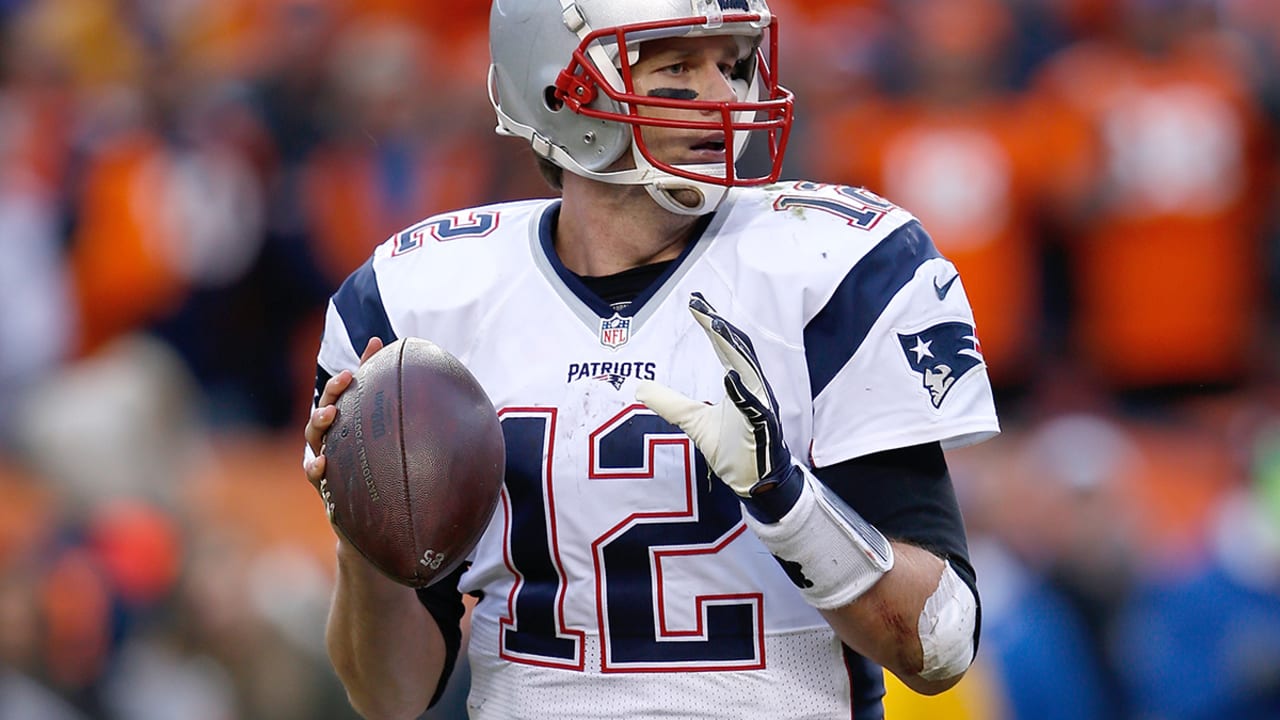 Patriots QB Tom Brady leads NFL in jersey sales (again); TE Rob