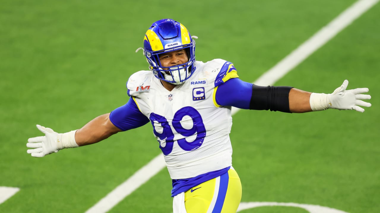 Can't-Miss Play: Los Angeles Rams defensive end Aaron Donald's pressure on  quarterback Joe Burrow seals Super Bowl LVI win for Rams