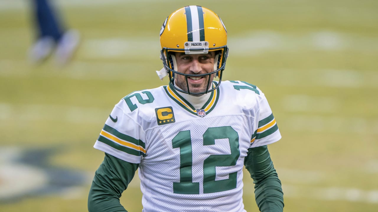 Andrew Siciliano: Green Bay Packers QB Aaron Rodgers to be guest host ...