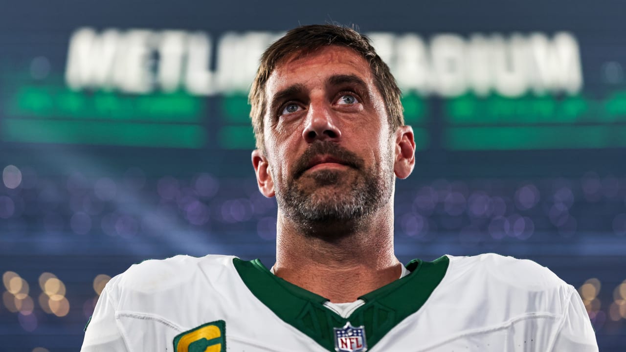 Aaron Rodgers suffers Achilles tendon tear and will miss the