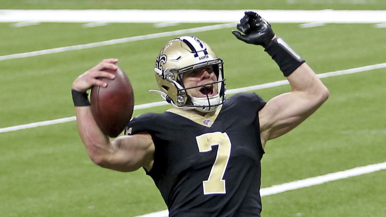 Taysom Hill Has Made NFL History In Today's Game - The Spun