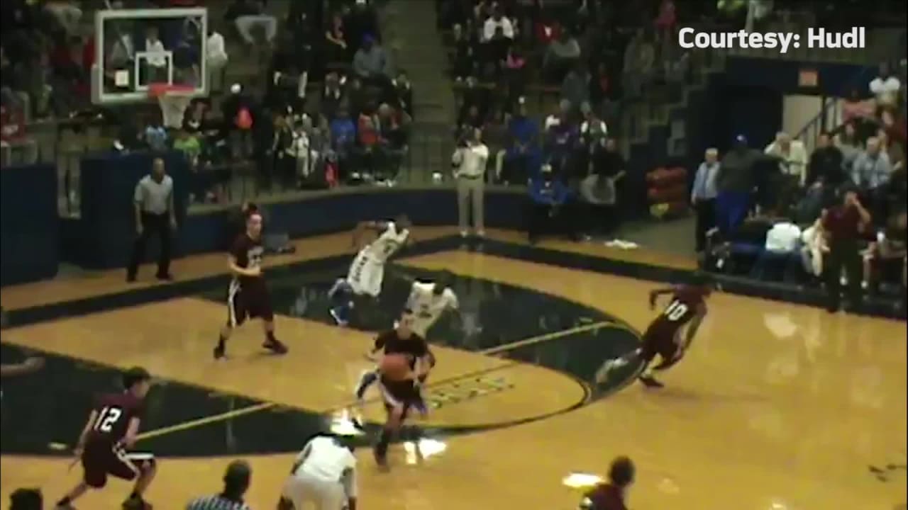 Patrick Mahomes throws DOWN in high school basketball highlight