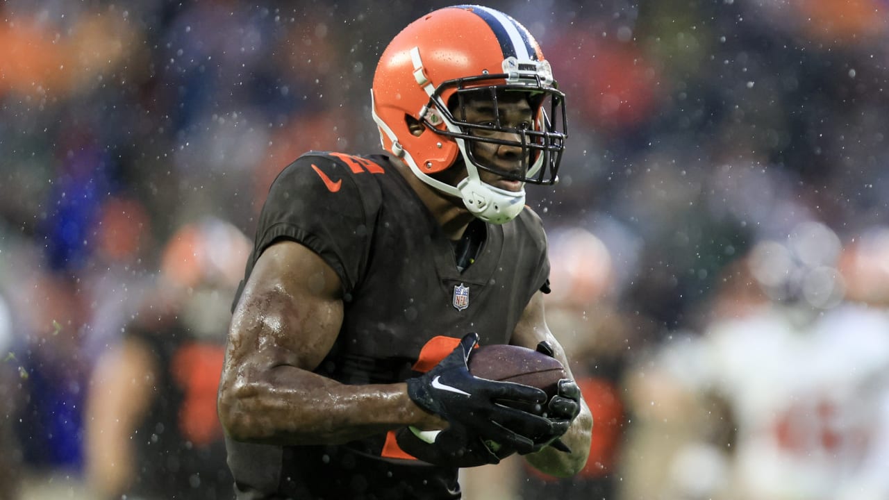 Browns WR Amari Cooper blasts his intercepted pass on trick play