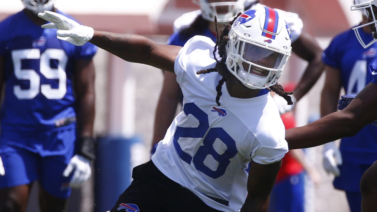 Buffalo Bills running back James Cook (28) runs the ball against the New  York Jets in an NFL football game, Sunday, Dec. 11, 2022, in Orchard Park,  N.Y. Bills won 20-12. (AP Photo/Jeff Lewis Stock Photo - Alamy