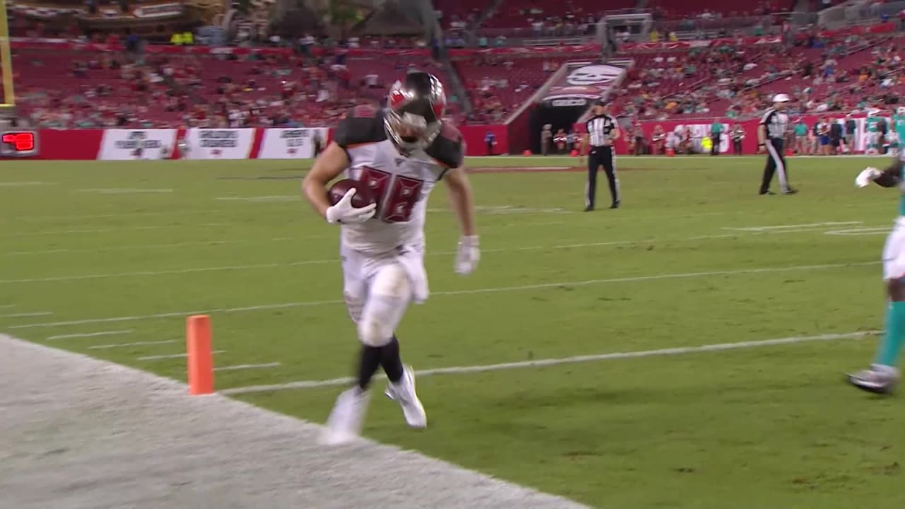 Tanner Hudson hauls in fourth-quarter TD for Bucs