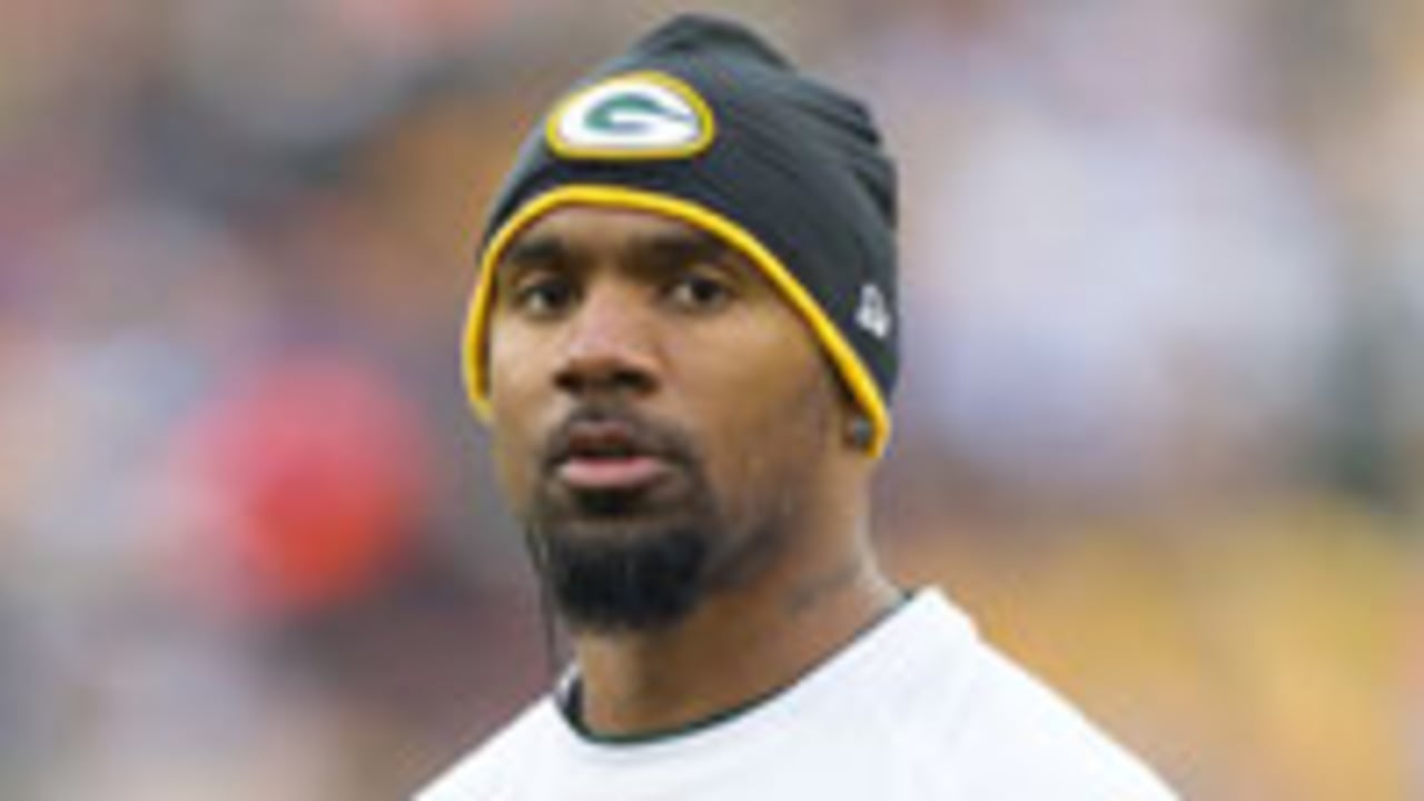 2013 NFL Free Agency: Charles Woodson draws interest from New York